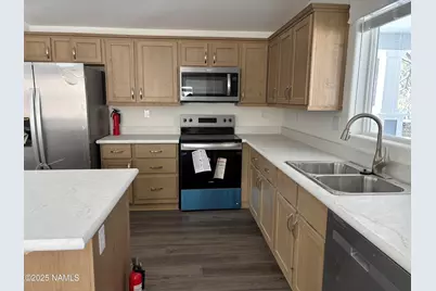 405 E Cedar Wood Drive, Munds Park, AZ 86017 - Photo 11