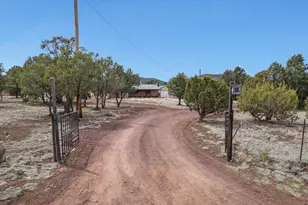 6890 North Pinon Harvest Boulevard, Williams, AZ 86046 - Photo 33