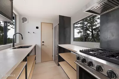 8200 W Rolling Ridge Road, Ash Fork, AZ 86320 - Photo 11