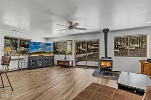 3348 Happy Trails Dr, Flagstaff, AZ 86001 - Photo 17