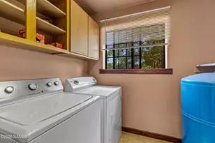 3348 Happy Trails Dr, Flagstaff, AZ 86001 - Photo 75