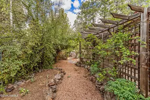 3389 S Carol Dr, Flagstaff, AZ 86005 - Photo 41