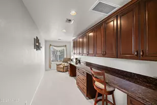 2201 N Bristlecone Dr, Flagstaff, AZ 86004 - Photo 27