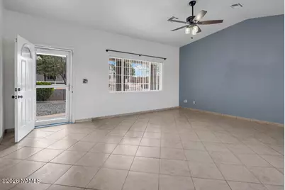 110 Court Lane, Holbrook, AZ 86025 - Photo 7