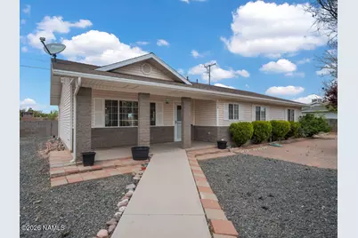 110 Court Lane, Holbrook, AZ 86025 - Photo 1