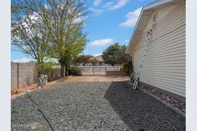 110 Court Lane, Holbrook, AZ 86025 - Photo 29