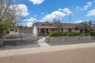 110 Court Ln, Holbrook, AZ 86025 - Photo 3