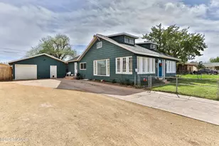 511 W Gilmore St, Winslow, AZ 86047 - Photo 3