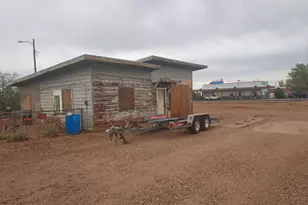 1452 E 2nd St, Winslow, AZ 86047 - Photo 3