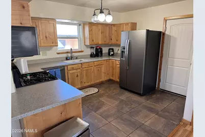2406 E 4th Avenue, Flagstaff, AZ 86004 - Photo 11