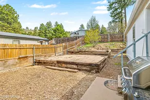 1756 W Shellie Dr, Flagstaff, AZ 86001 - Photo 3
