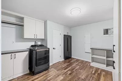 1426 N Edgewood Street, Flagstaff, AZ 86004 - Photo 13