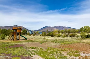 8710 Mary's Dr, Flagstaff, AZ 86004 - Photo 25