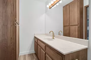 894 Wells Fargo Dr, Williams, AZ 86046 - Photo 17