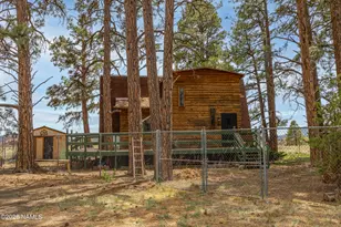 10510 Cross Rd, Flagstaff, AZ 86004 - Photo 1