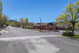 390 S 2nd St, Williams, AZ 86046 - Photo 57