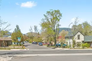 715 W Summit Ave, Flagstaff, AZ 86001 - Photo 5