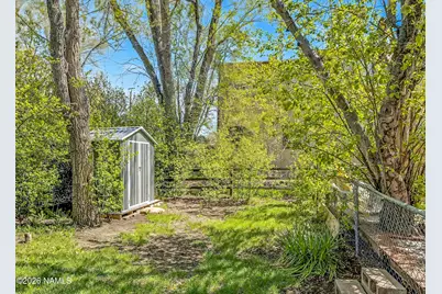 715 W Summit Avenue, Flagstaff, AZ 86001 - Photo 23