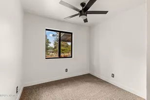 213 E Woodland Dr, Flagstaff, AZ 86001 - Photo 11