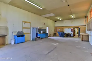3005 W 3rd St, Winslow, AZ 86047 - Photo 9