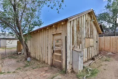 518 N Warren Avenue, Winslow, AZ 86047 - Photo 27
