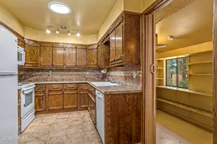 618 Comanche St, Flagstaff, AZ 86005 - Photo 5