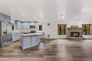 17275 Sequoia Dr, Munds Park, AZ 86017 - Photo 9