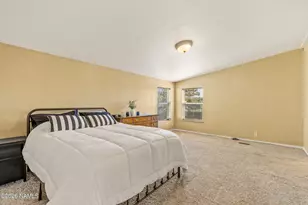 1671 W Shellie Dr, Flagstaff, AZ 86001 - Photo 13
