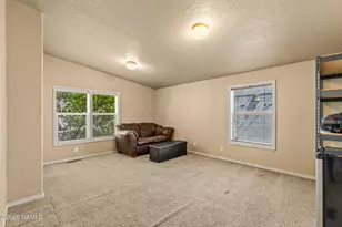 1671 W Shellie Dr, Flagstaff, AZ 86001 - Photo 17