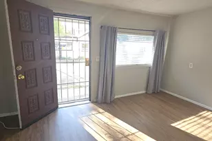 412 S San Francisco St, Flagstaff, AZ 86001 - Photo 3