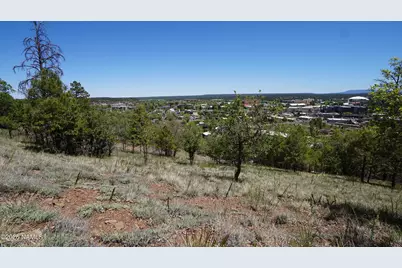 1130 W Coconino Avenue, Flagstaff, AZ 86001 - Photo 1
