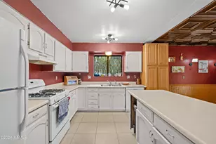 3241 E Matterhorn Dr, Flagstaff, AZ 86004 - Photo 7