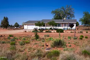 2201 Scenic View Dr, Winslow, AZ 86047 - Photo 11