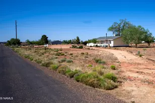 2201 Scenic View Dr, Winslow, AZ 86047 - Photo 9
