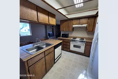 218 E Edison Avenue, Williams, AZ 86046 - Photo 23