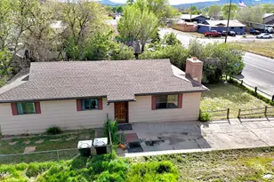 218 E Edison Ave, Williams, AZ 86046 - Photo 11