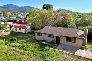 218 E Edison Ave, Williams, AZ 86046 - Photo 11