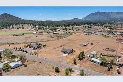 8200 Stardust Trail, Flagstaff, AZ 86004 - Photo 29