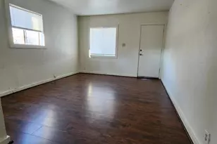 418 S Wc Riles St, Flagstaff, AZ 86001 - Photo 3