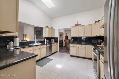 7050 Vista De Oro, Flagstaff, AZ 86004 - Photo 11