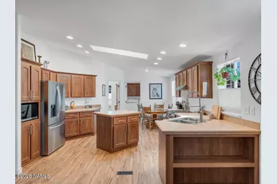 105 E Cedar Wood Drive, Munds Park, AZ 86017 - Photo 11
