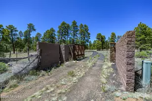 10050 Dianna Pl, Flagstaff, AZ 86004 - Photo 15