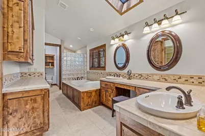 2214 E Del Rae Drive, Flagstaff, AZ 86005 - Photo 17