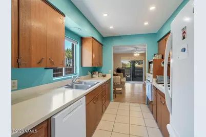 803 W Meade Lane, Flagstaff, AZ 86001 - Photo 13