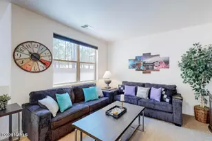 2437 W Mission Timber Cir, Flagstaff, AZ 86001 - Photo 15