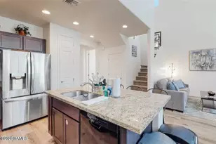 2437 W Mission Timber Cir, Flagstaff, AZ 86001 - Photo 7