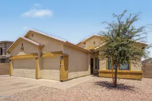 1405 S Park Grove Cir, Gilbert, AZ 85296 - Photo 19