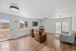 8405 Winchester Dr, Flagstaff, AZ 86004 - Photo 31