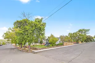 327 S 1st St, Williams, AZ 86046 - Photo 33