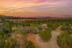 7045 Slayton Ranch Rd, Flagstaff, AZ 86004 - Photo 37